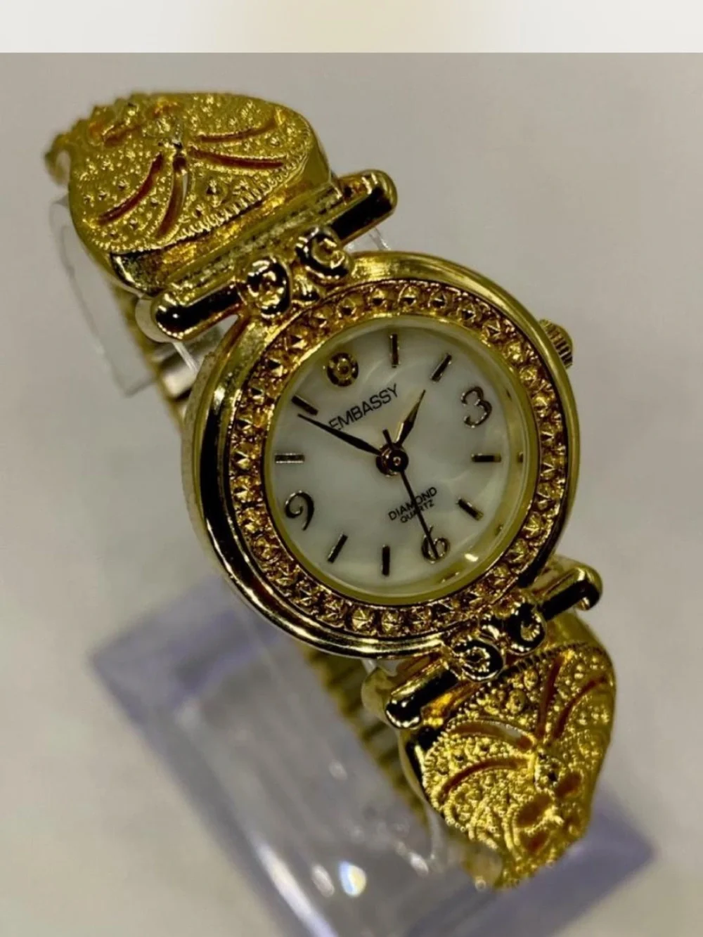 Embassy *** Luxury Ladies Gold-Tone Diamond Accent Bracelet Watch / Filigree ***